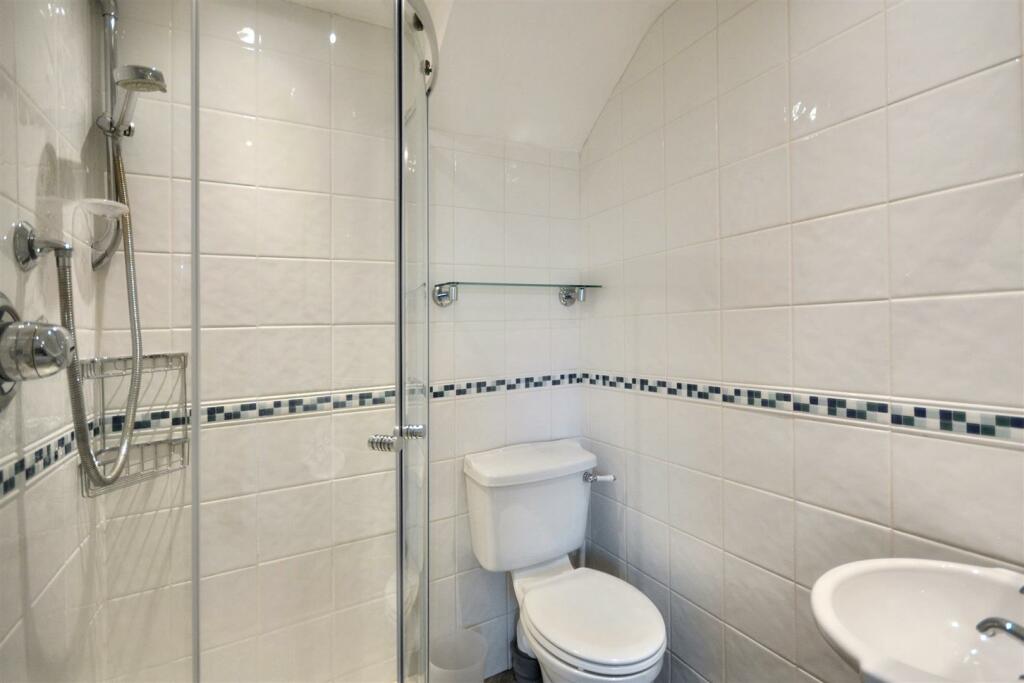 Additional property image - Pie Corner, Flamstead