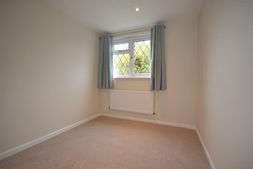 Additional property image - Pie Corner, Flamstead
