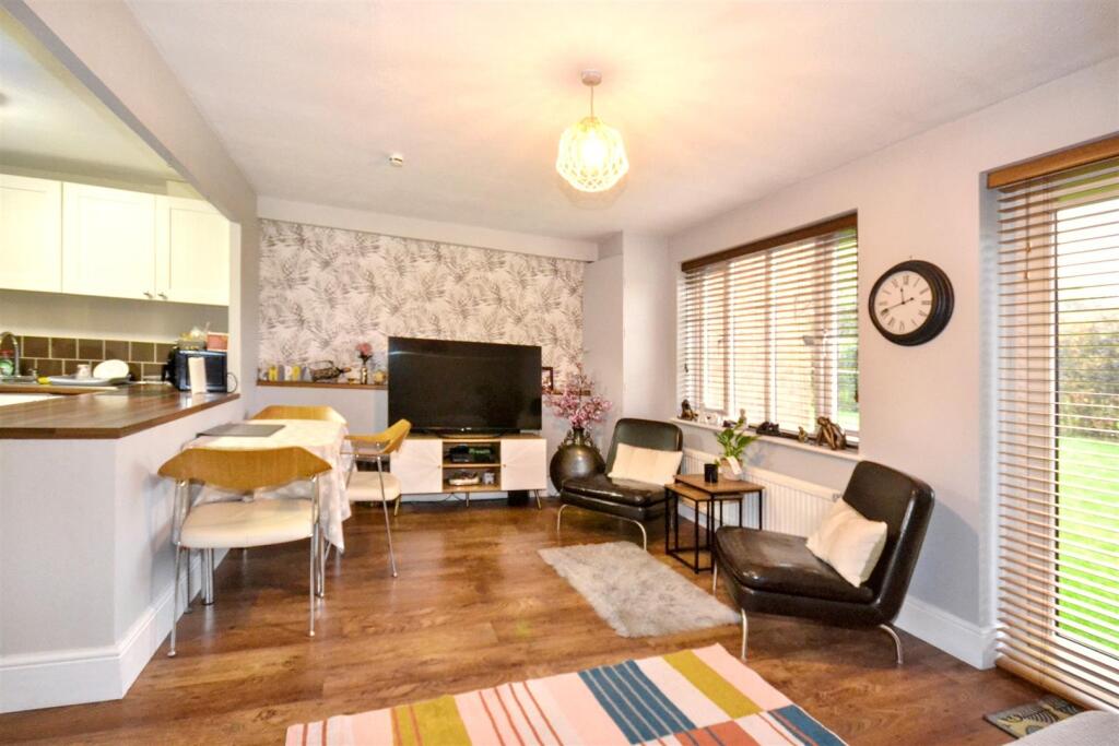 Additional property image - Park Place, Park Street