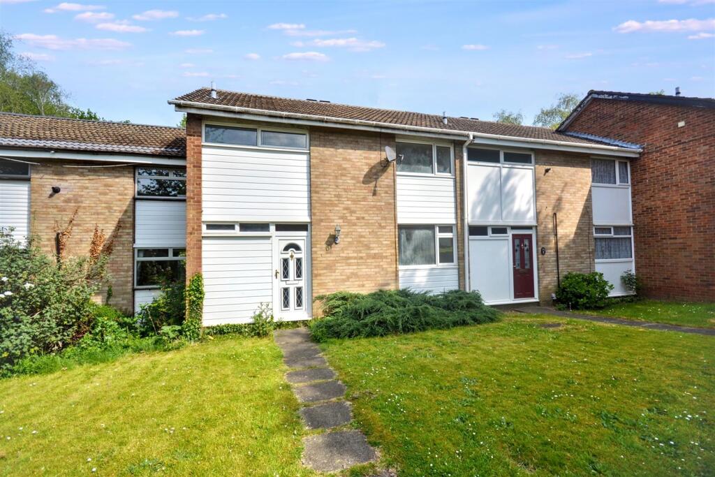 Main image of property: Melbourne Close, St. Albans