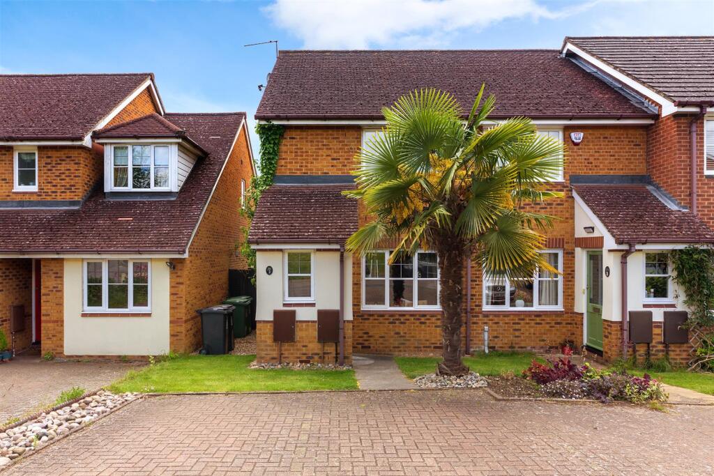 Main image of property: Admiral Way, Berkhamsted
