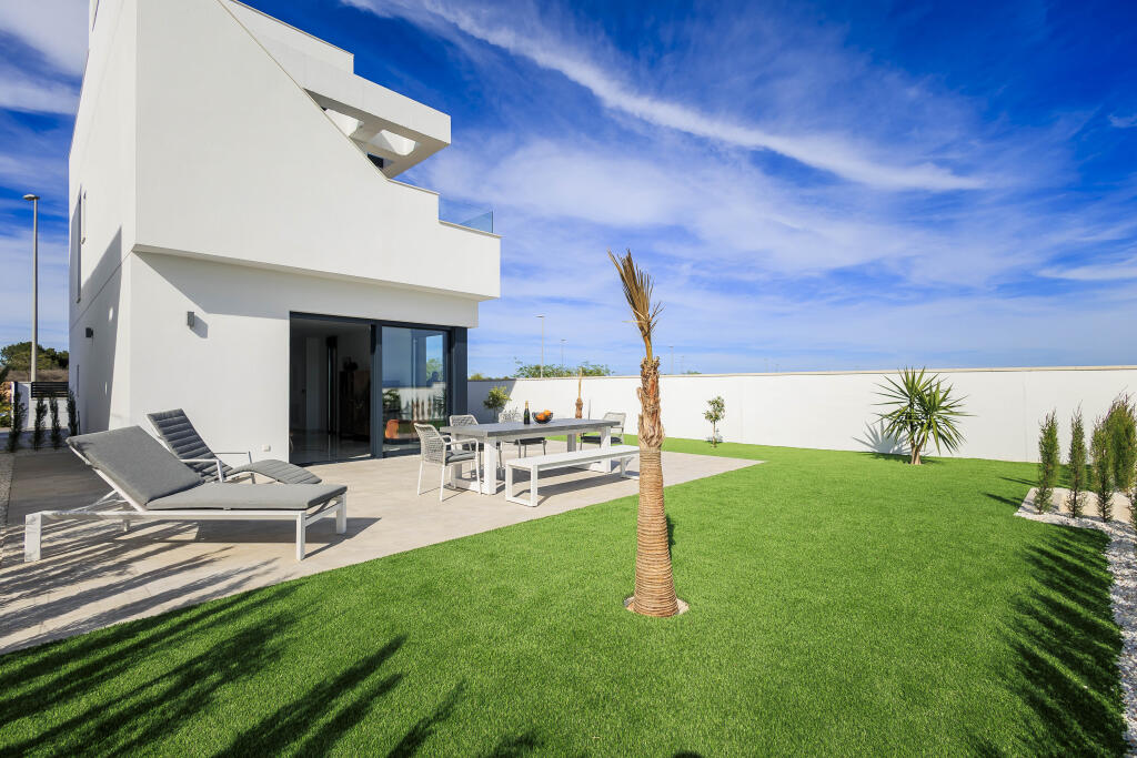 Main image of property: Valencia, Alicante, Pinar De Campoverde