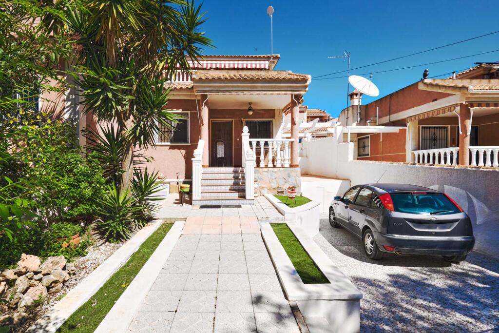 Main image of property: Valencia, Alicante, Pinar De Campoverde