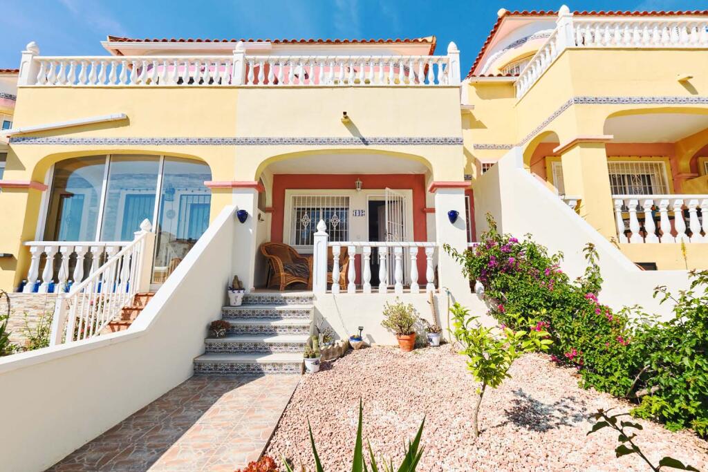 Main image of property: Valencia, Alicante, Pinar De Campoverde