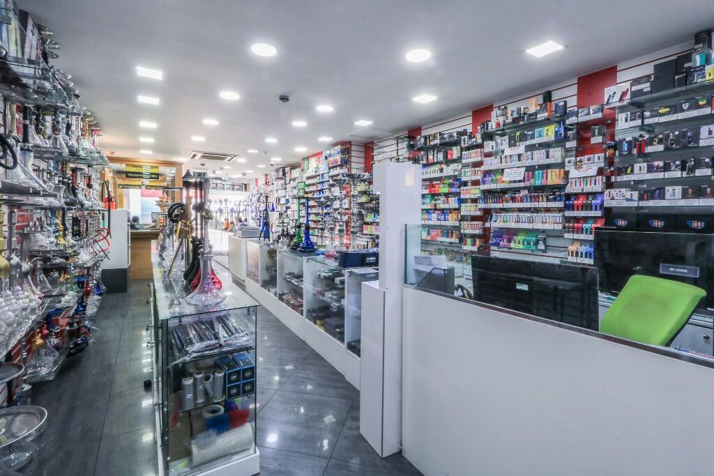 Shop to lease in Edgware Road, London, W2