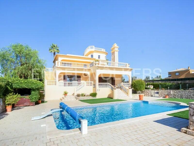 Main image of property: Algarve, Lagoa