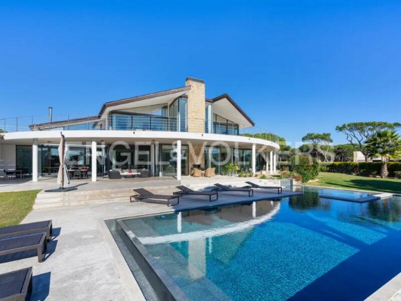 Main image of property: Algarve, Quarteira