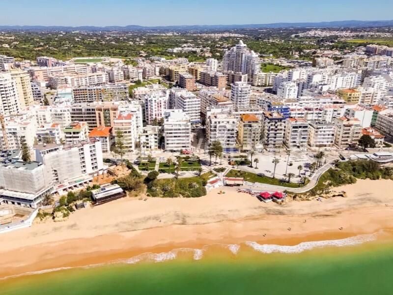 Main image of property: Algarve, Armação de Pera
