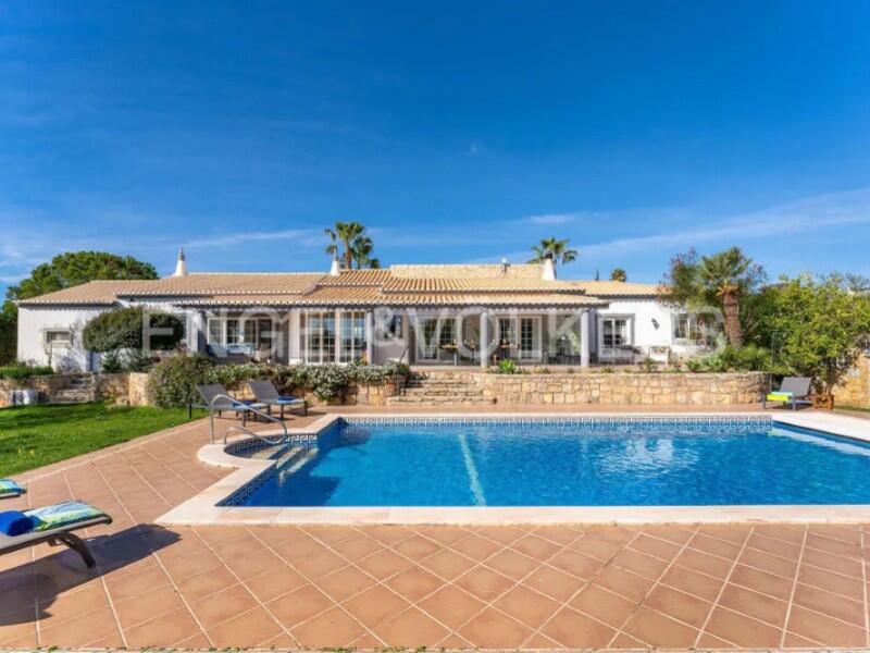 Main image of property: Algarve, Lagoa
