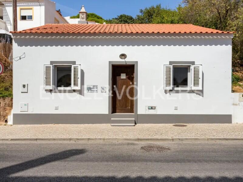 Main image of property: Algarve, Lagoa
