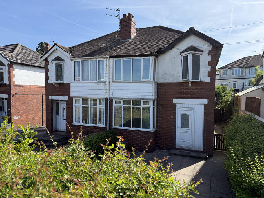 Main image of property: London Road, Lyme Green, Macclesfield, SK11 0JX