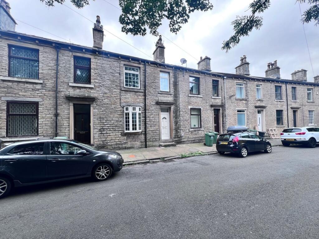 Main image of property: Britannia Road, Milnsbridge, Huddersfield, HD3