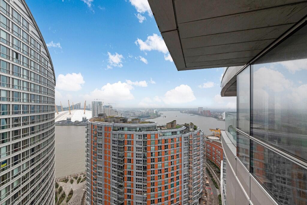 Main image of property: Charrington Tower,Biscayne Avenue, London, E14