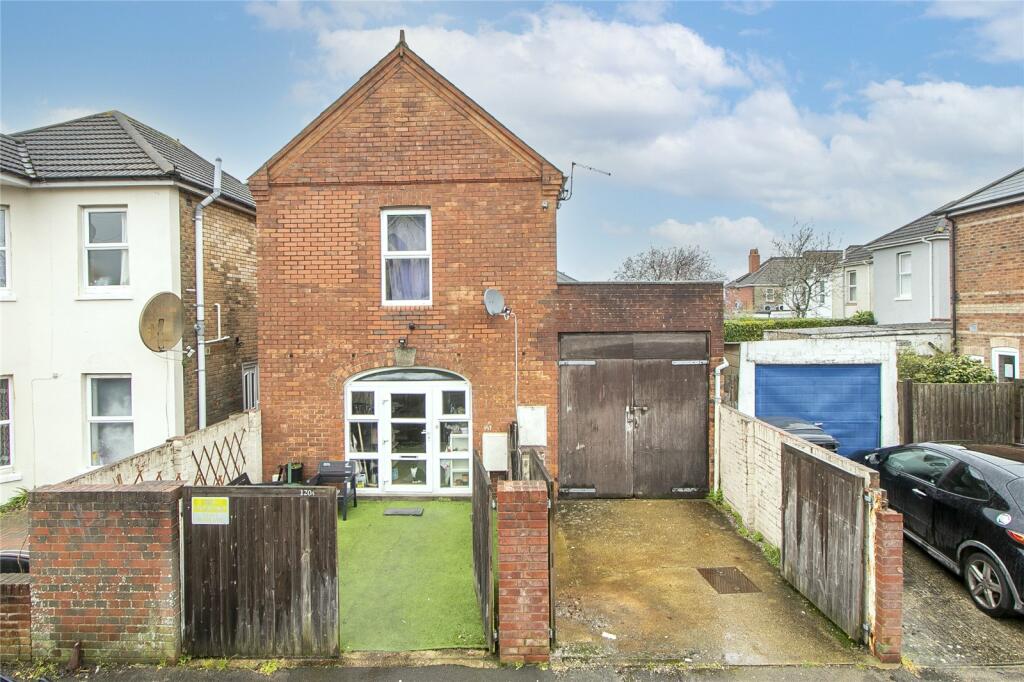 2 bedroom detached house for sale in Shelbourne Road, Charminster, Bournemouth, BH8