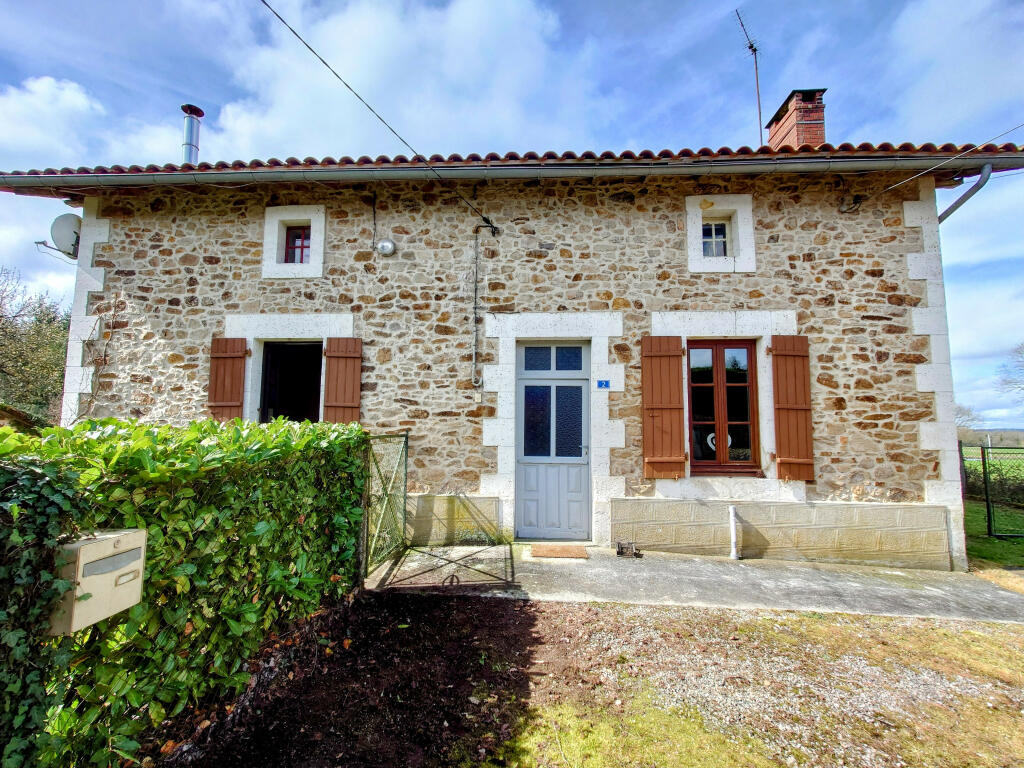 2 bedroom home for sale in Poitou-Charentes...