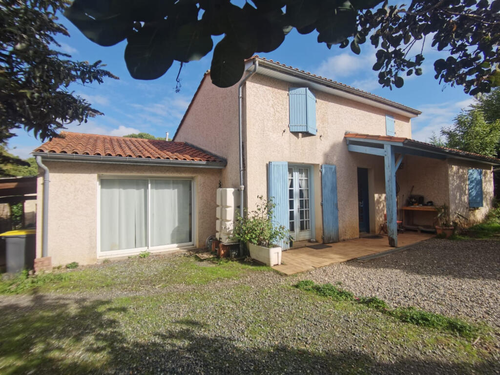 Main image of property: Poitou-Charentes, Charente, Nieuil