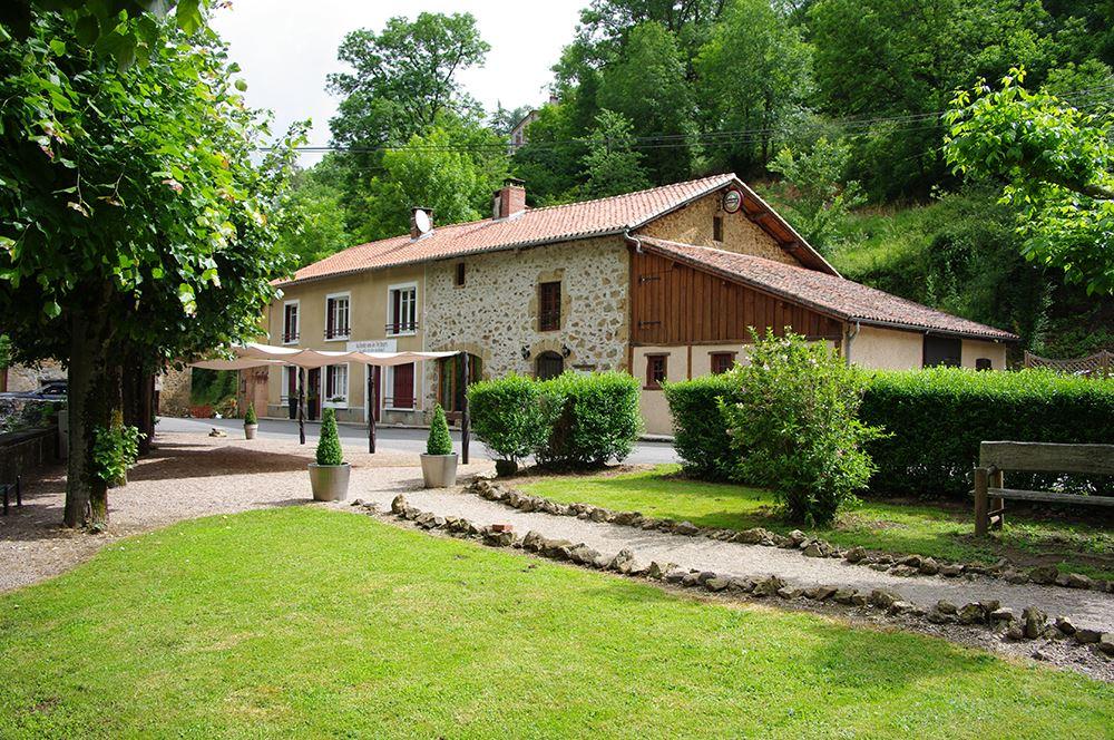 5 bedroom house for sale in Limousin, Hautevienne, Rochechouart, France