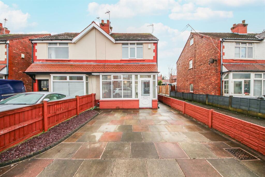 2 bedroom semidetached house for sale in Cobden Road, Southport, PR9