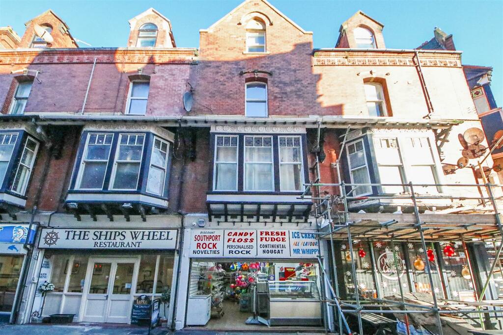 1 bedroom flat for rent in Scarisbrick Avenue, Southport, PR8