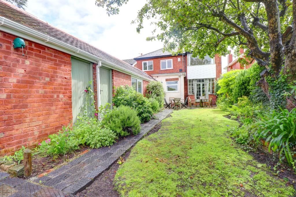 5 bedroom detached house for sale in Preston New Road, Southport