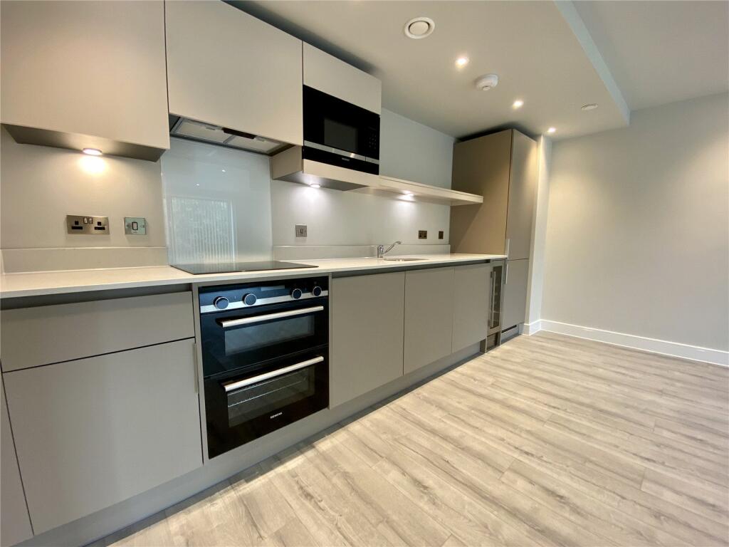 Additional property image - Broad Street, Birmingham, B15