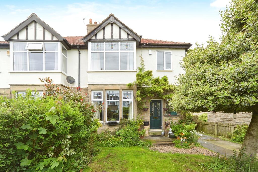 5 bedroom semidetached house for sale in Collier Lane, Baildon