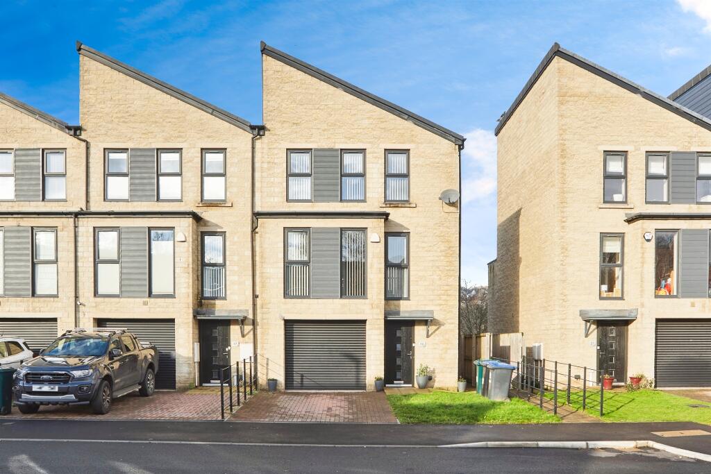 Main image of property: Cygnet Way, Shipley