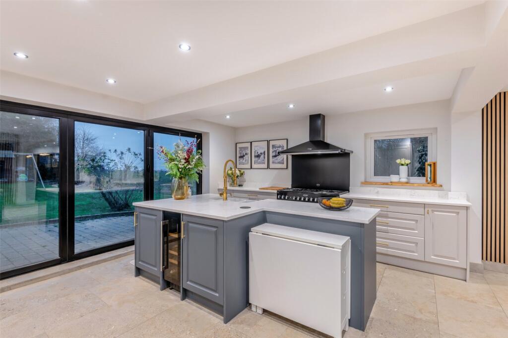 Additional property image - Green Farm Lane, Shorne, Kent, DA12
