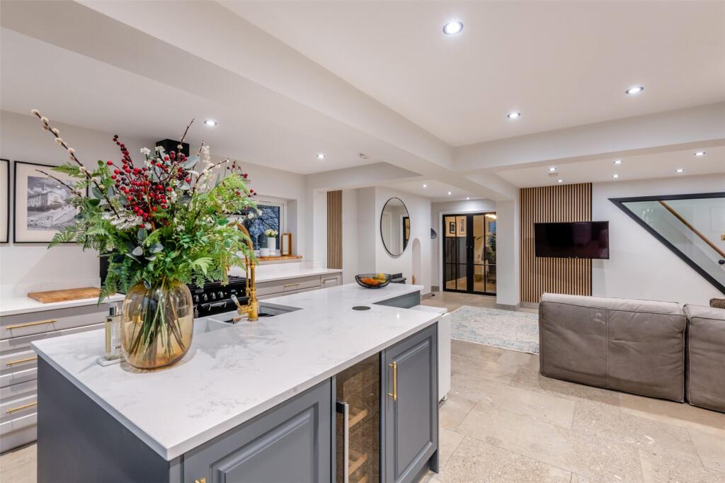 Additional property image - Green Farm Lane, Shorne, Kent, DA12
