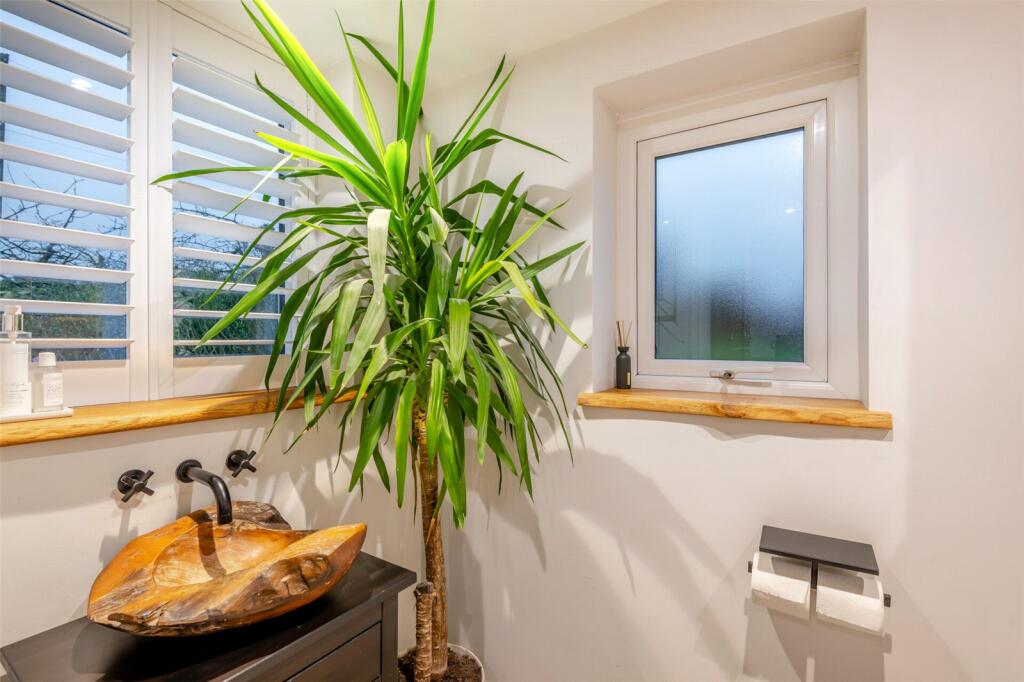 Additional property image - Green Farm Lane, Shorne, Kent, DA12
