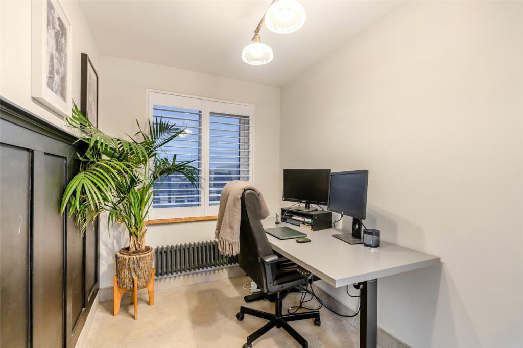 Additional property image - Green Farm Lane, Shorne, Kent, DA12