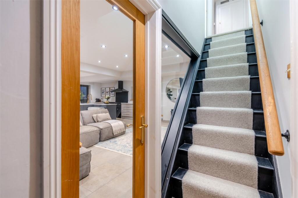 Additional property image - Green Farm Lane, Shorne, Kent, DA12