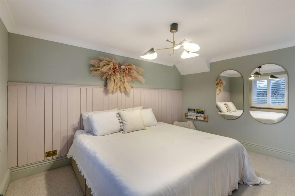 Additional property image - Green Farm Lane, Shorne, Kent, DA12