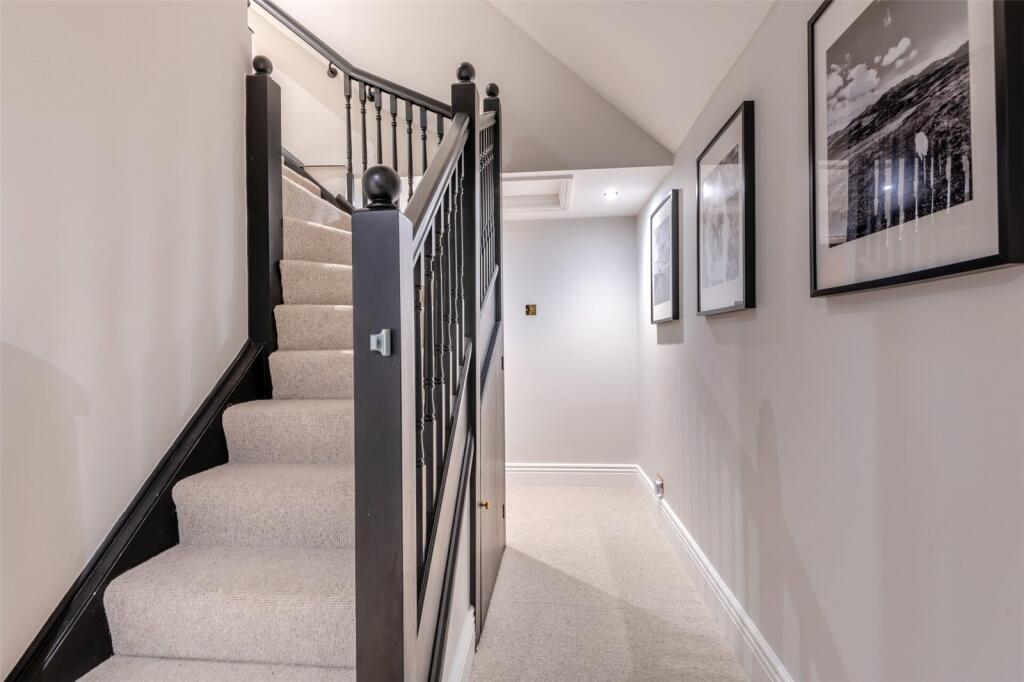 Additional property image - Green Farm Lane, Shorne, Kent, DA12