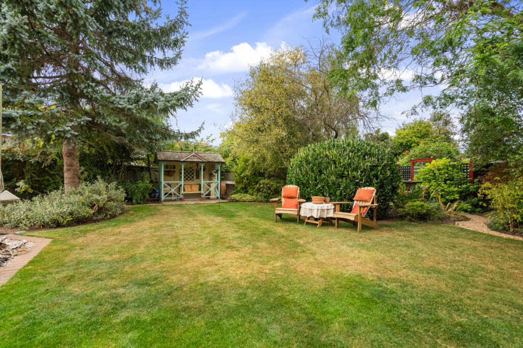 Additional property image - Tudor Court, Crockenhill, Swanley, Kent, BR8