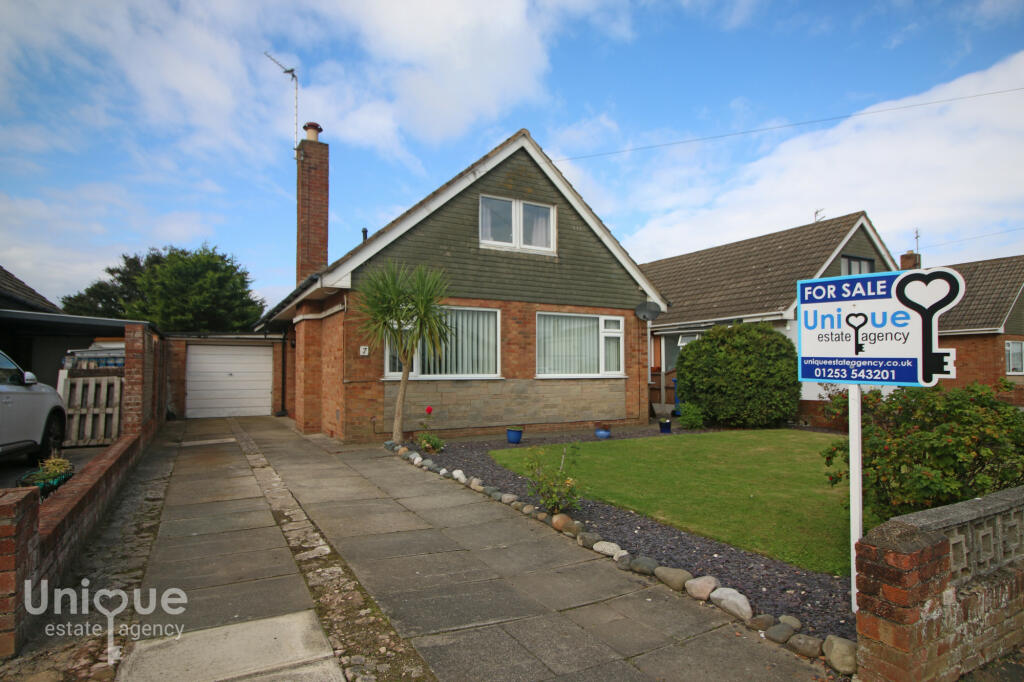 4 bedroom detached house for sale in Bowness Avenue, Fleetwood, FY7
