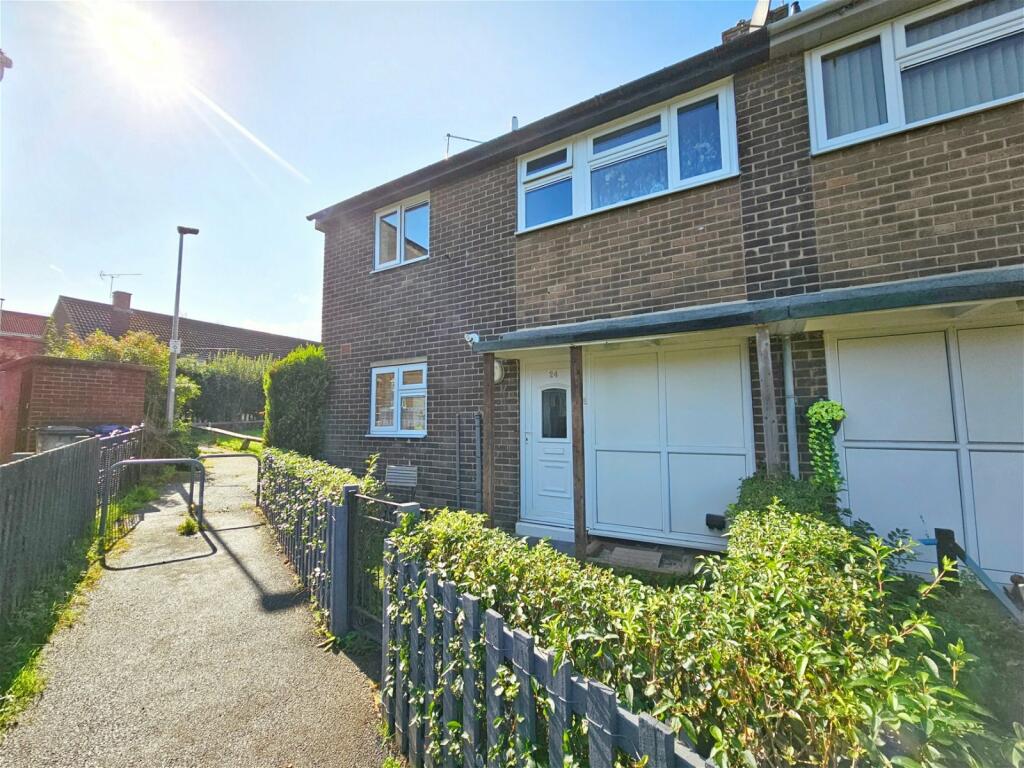 3 bedroom semidetached house for sale in Locke Road, Dodworth