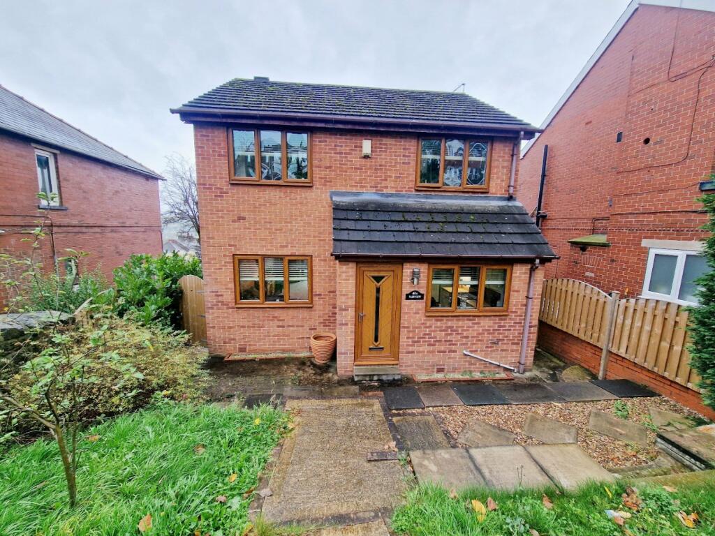 3 bedroom detached house for sale in Bank End Road, Worsbrough