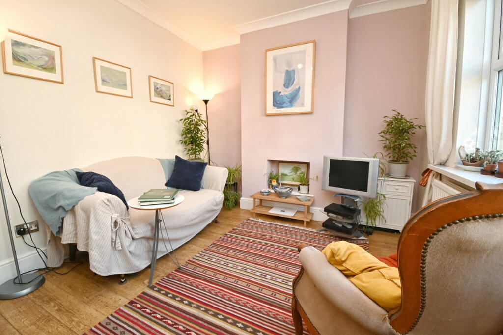 2 bedroom end of terrace house for sale in St. Helens Street, Elsecar