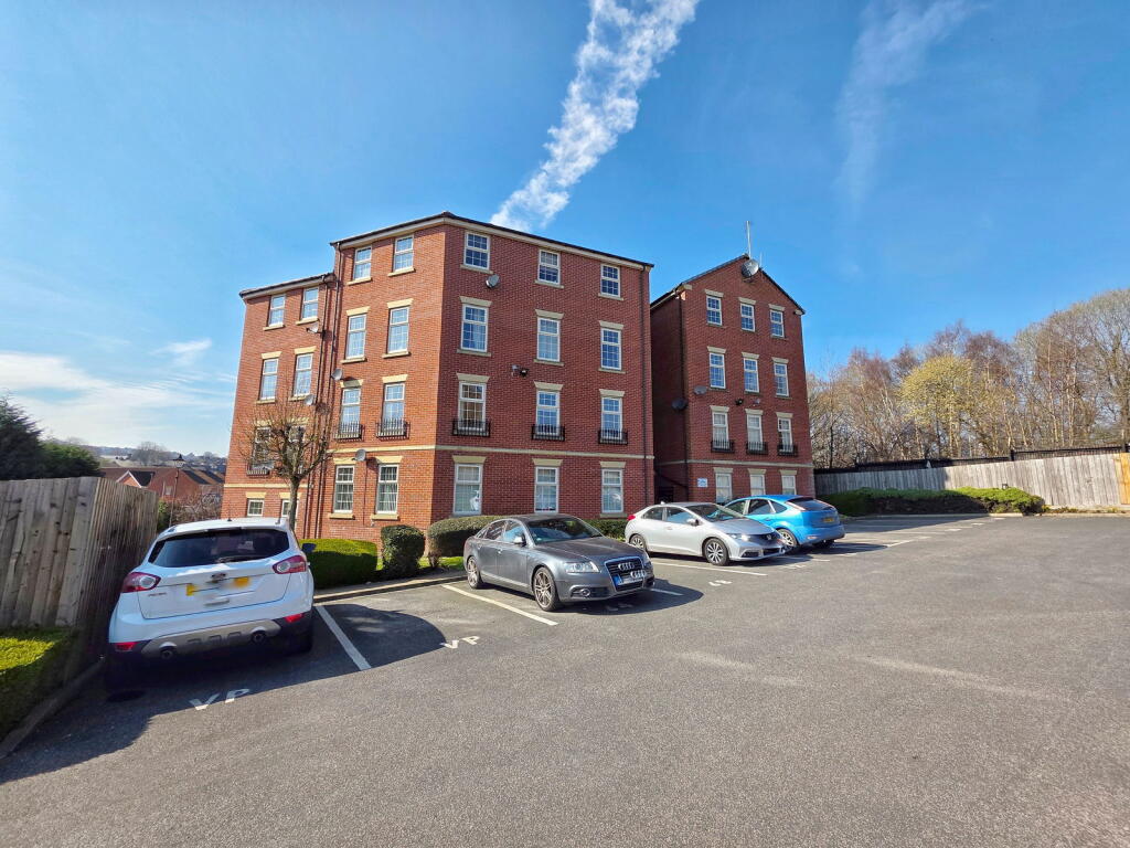 Main image of property: Barnsbridge Grove, Barnsley, S70 3RW