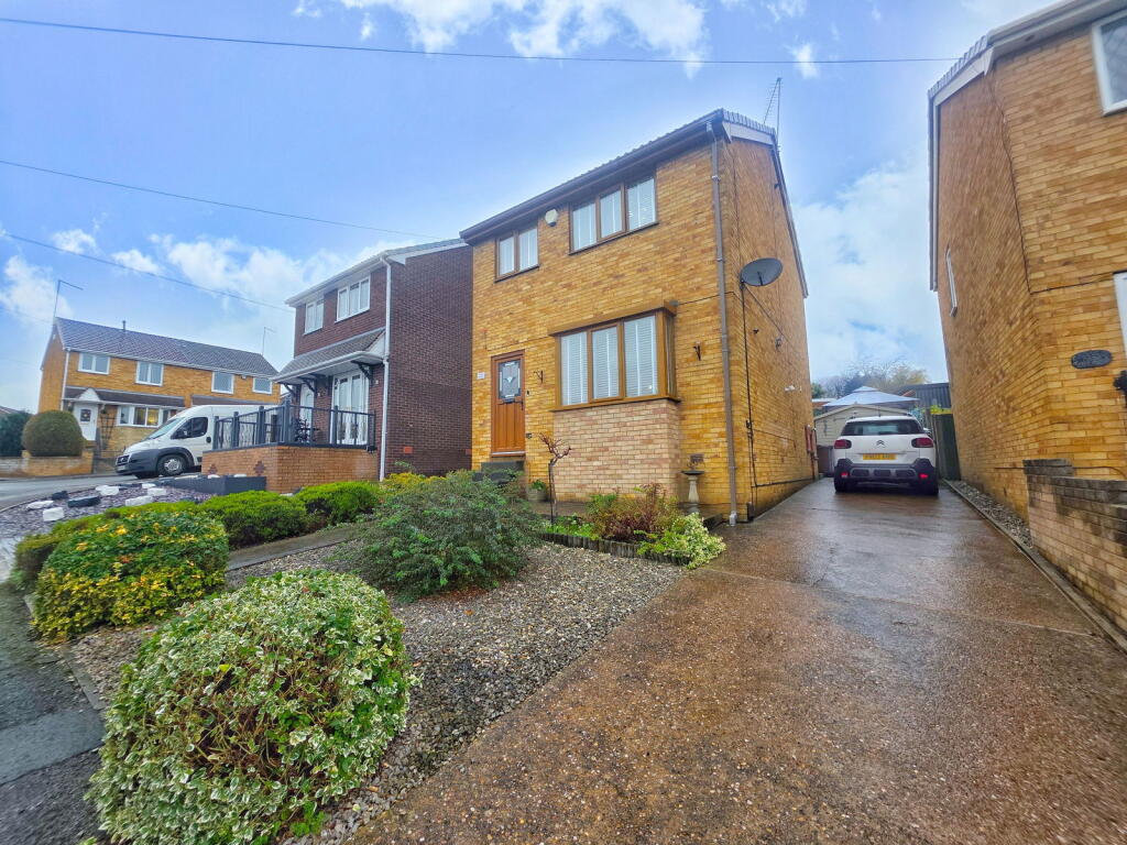Main image of property: Hanbury Close, Barnsley, S71 2LA