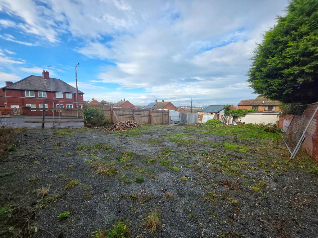 Main image of property: Warren Quarry Lane, Barnsley, S70 4LX