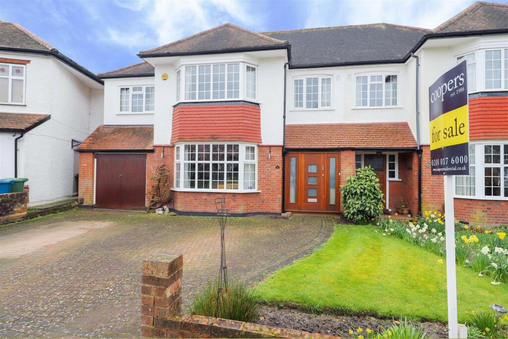 5 bedroom house for sale in Parkfield Gardens, Harrow, HA2