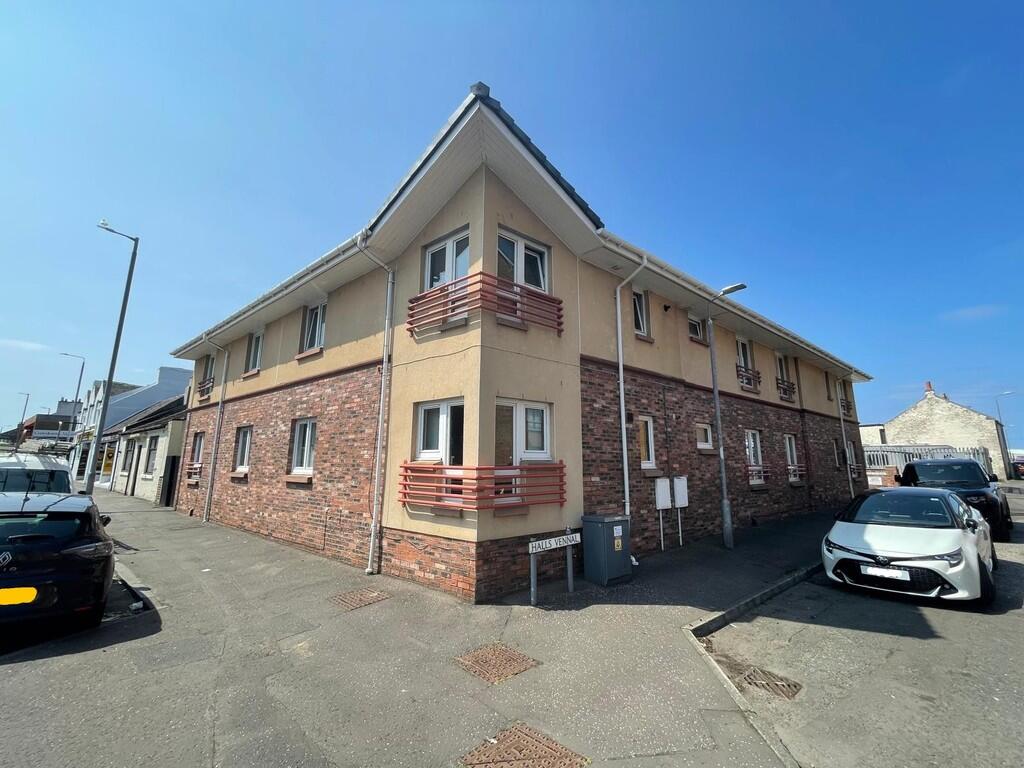 Main image of property: 1B Halls Vennal, Ayr, KA8 8DE