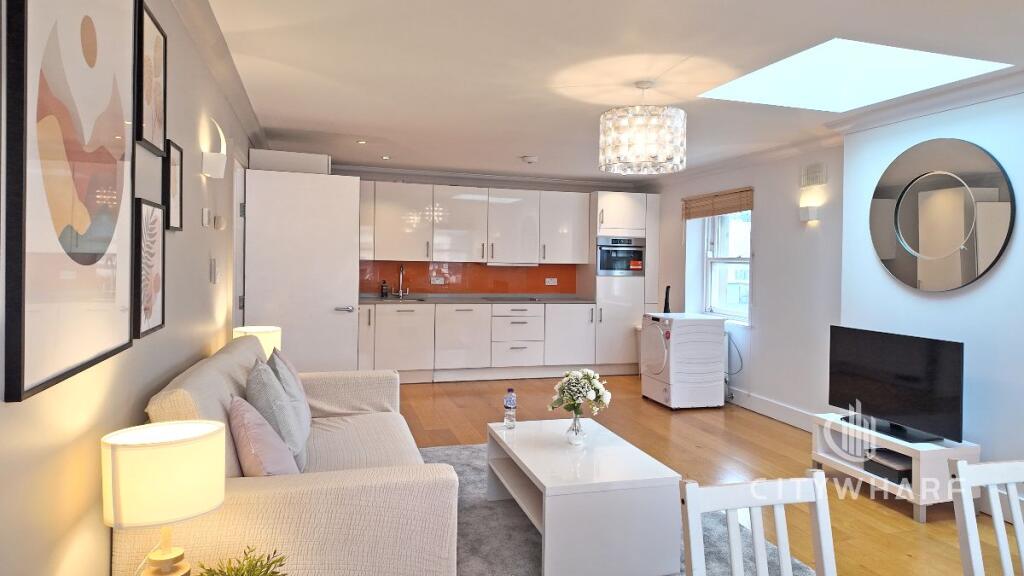 Main image of property: Parkway, London