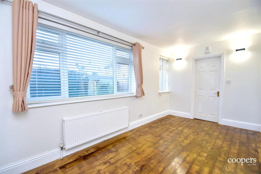 Main image of property: Pinner Green, Pinner, HA5