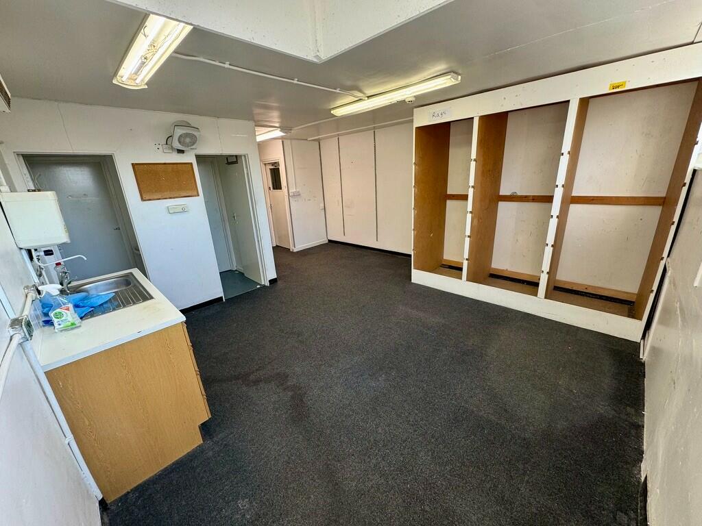 Additional property image - 12 Middle Street, Consett, Co. Durham, DH8