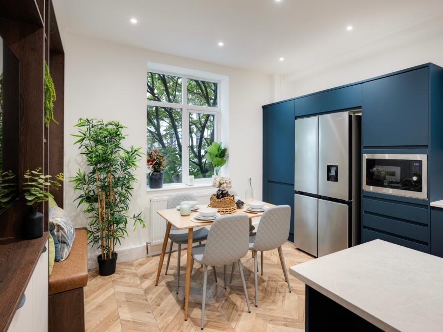 Additional property image - Apt 16, Yelland House #472769