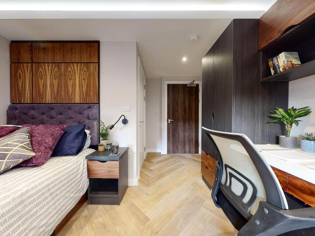 Main image of property: Apt 24, Live Oasis Wade Lane #957843