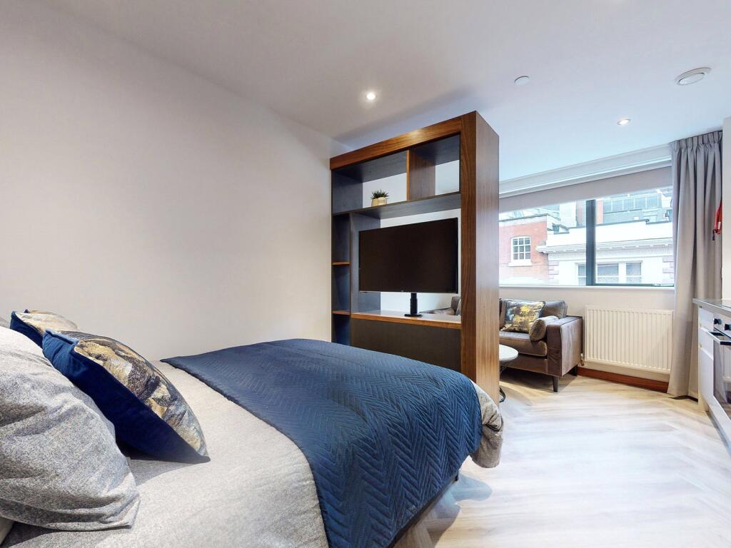 Main image of property: Apt 11, Live Oasis Deansgate #770654